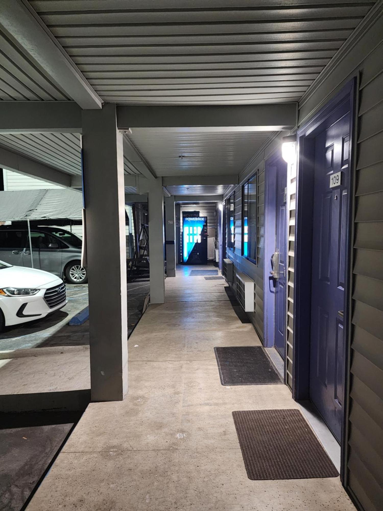 Budget Inn Corcoran Exteriör bild